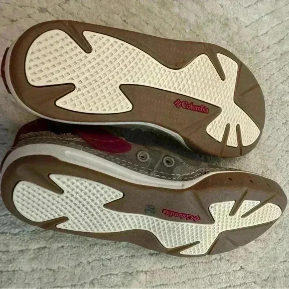 Womans Columbia slip on shoes. Size 6. - Picture 8 of 8
